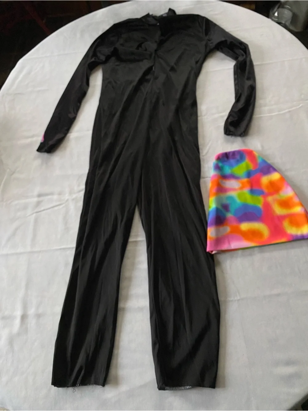 NWOT Halloween Multi-colored Skeleton Costume With Hat Size Kids Large